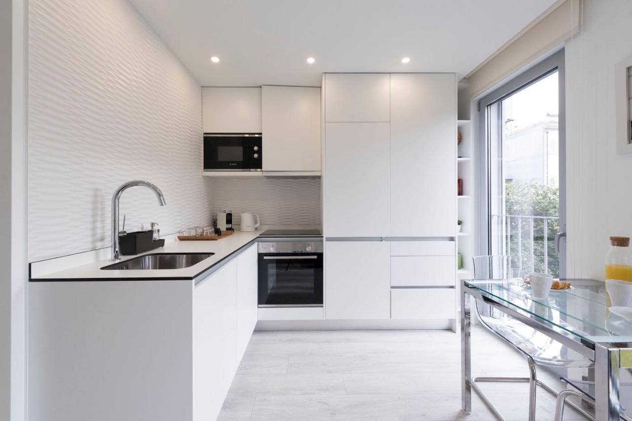 Lovelystay - Modern Loft With Gym & Free Parking Minutes Away From Cbd Apartament