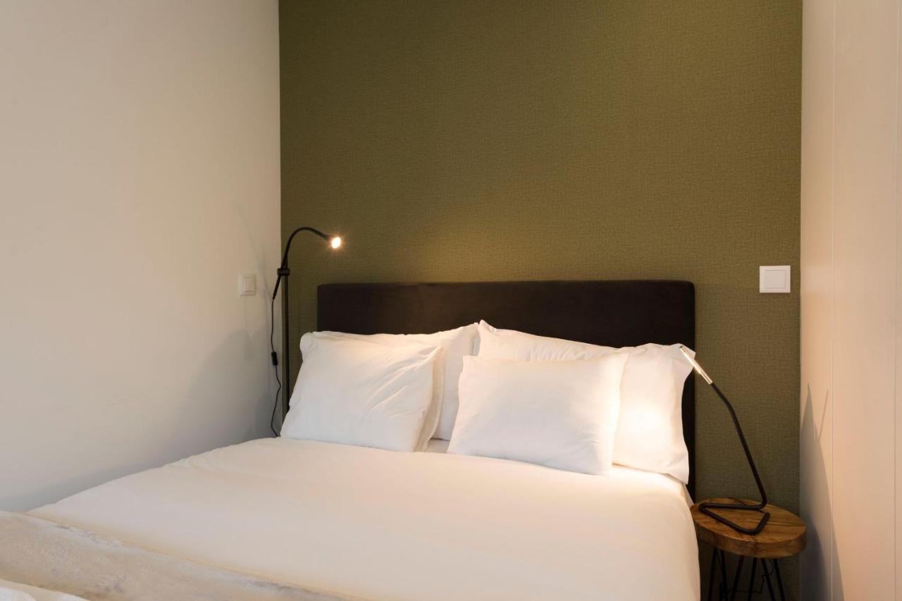 Lovelystay - Modern Loft With Gym & Free Parking Minutes Away From Cbd Apartament Porto
